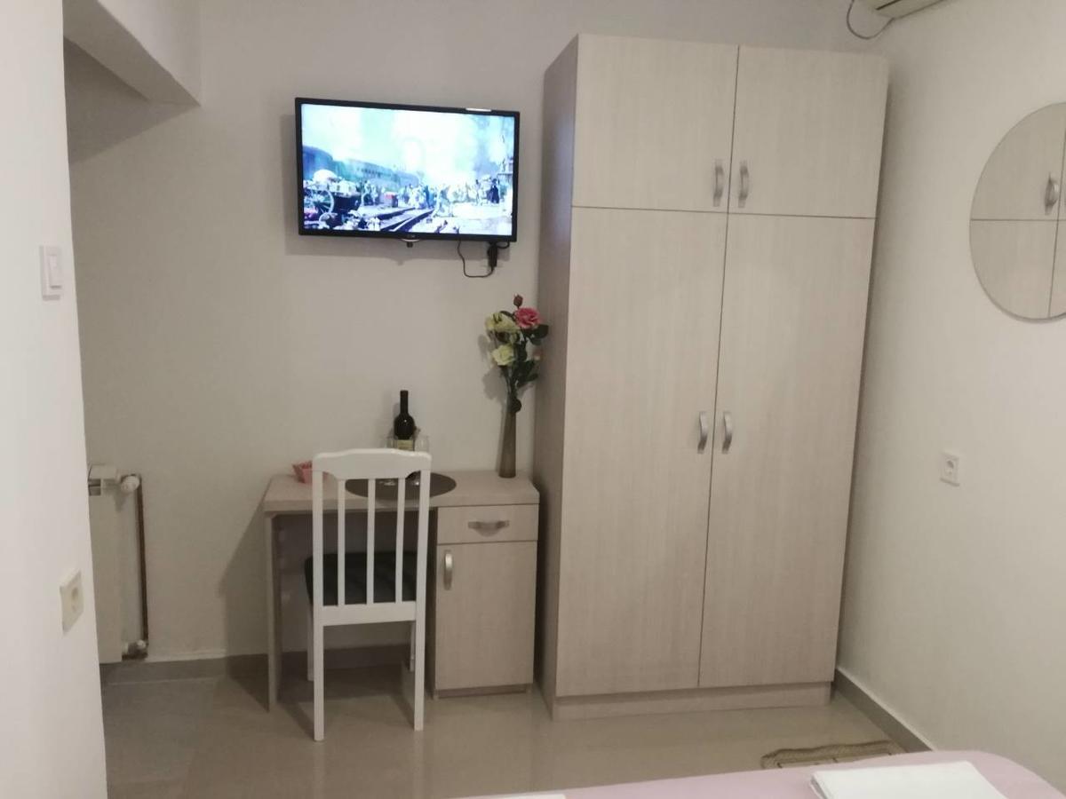 Familia Apartment