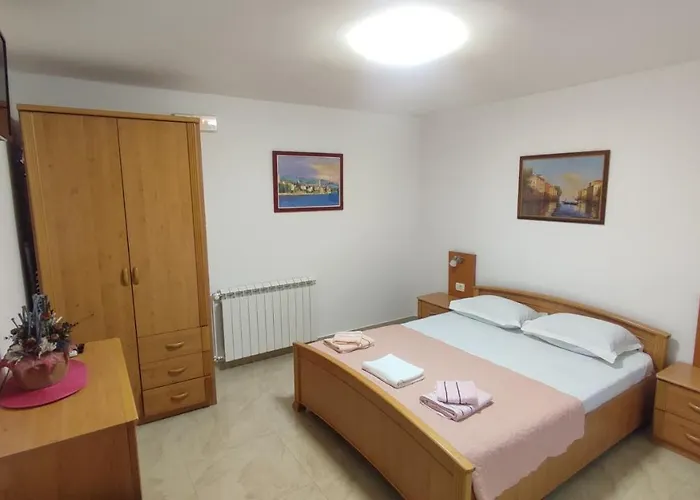 Apartments Familia